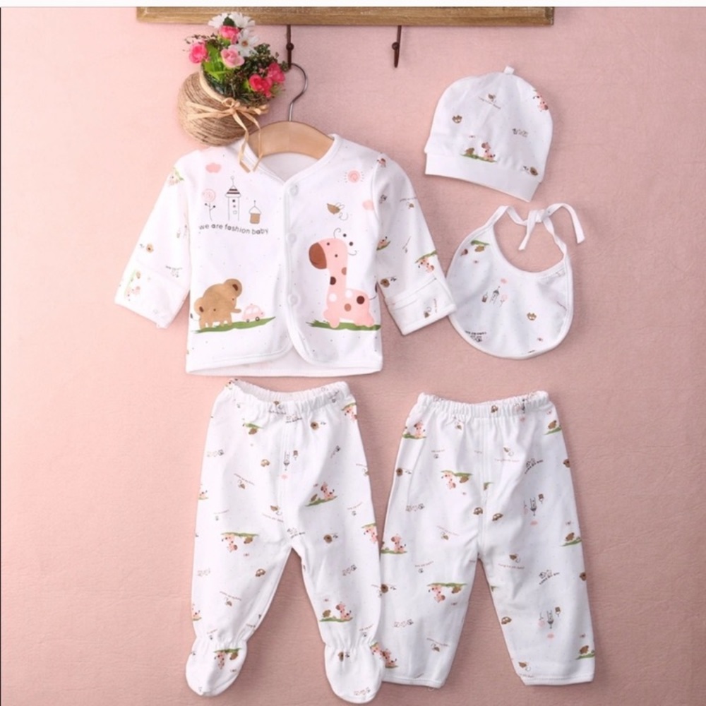 5 pc Girls Newborn Set - 0-3 mth